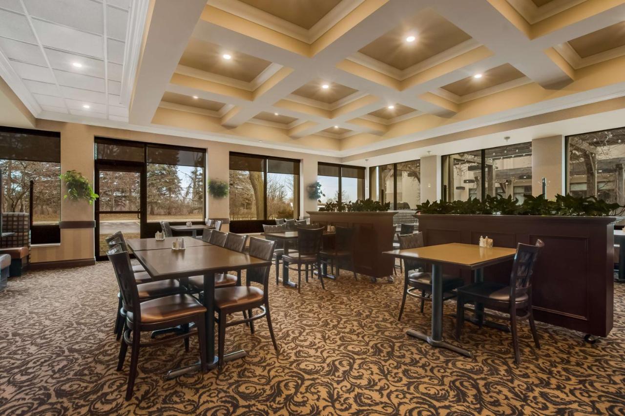 Best Western Brantford Hotel And Conference Centre Exterior foto