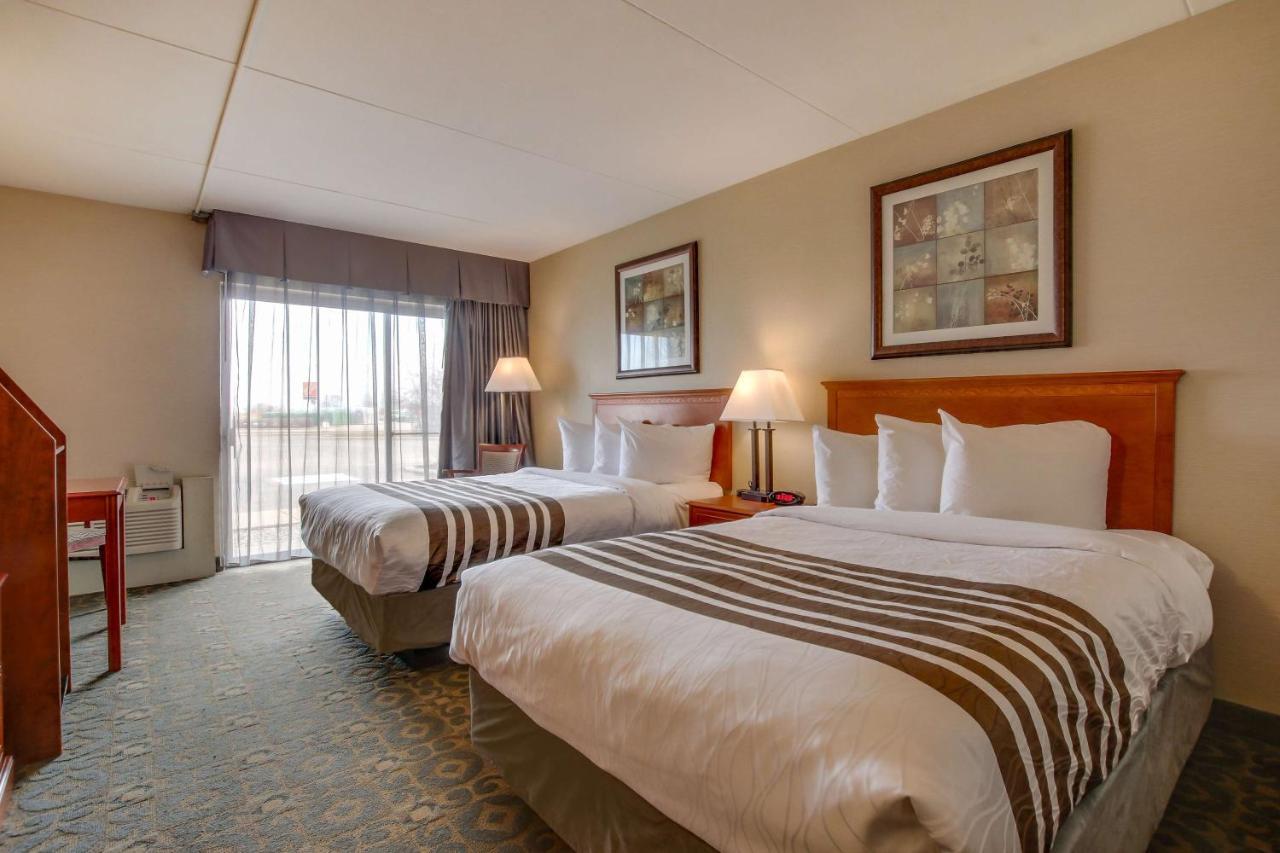 Best Western Brantford Hotel And Conference Centre Exterior foto