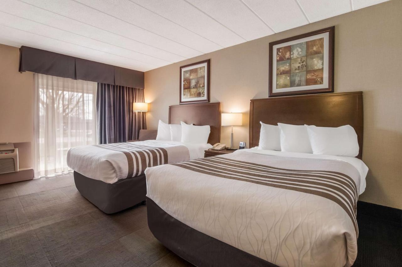 Best Western Brantford Hotel And Conference Centre Exterior foto