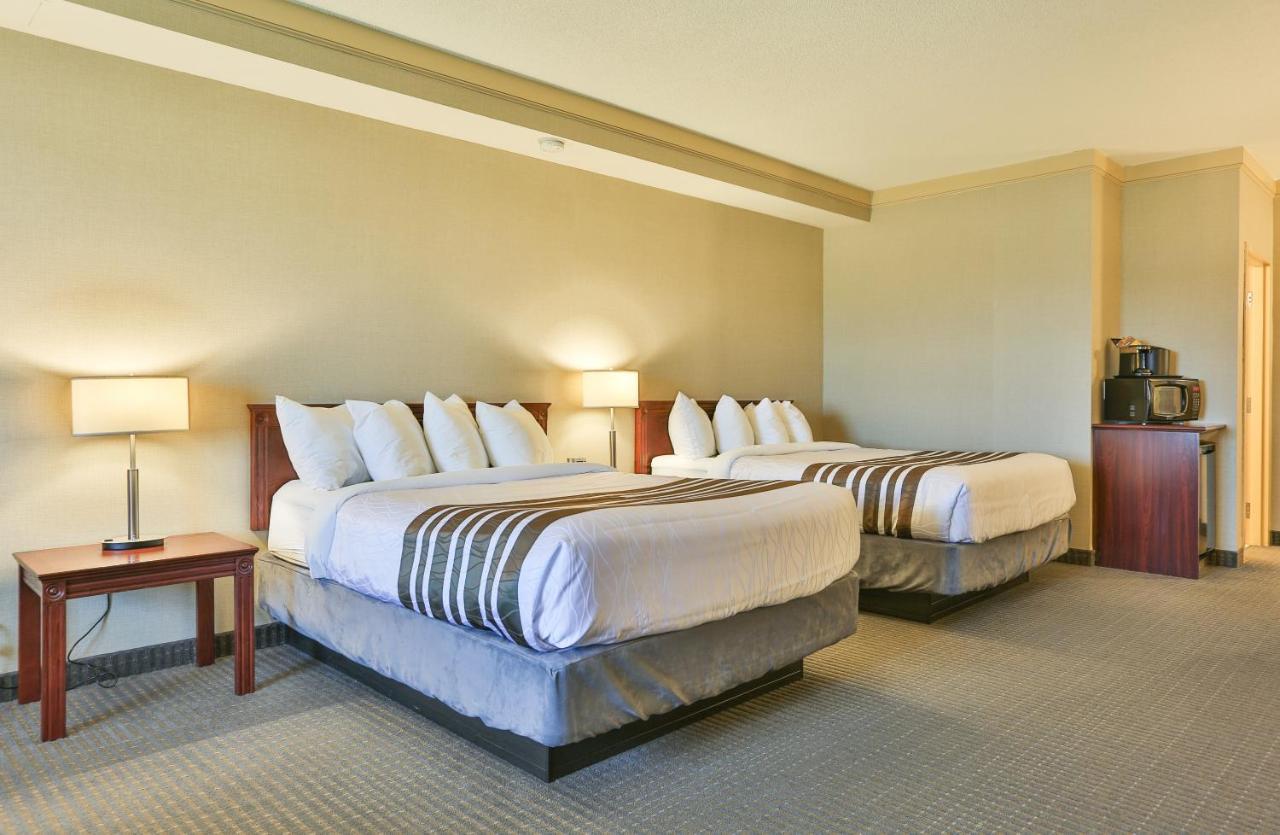 Best Western Brantford Hotel And Conference Centre Exterior foto