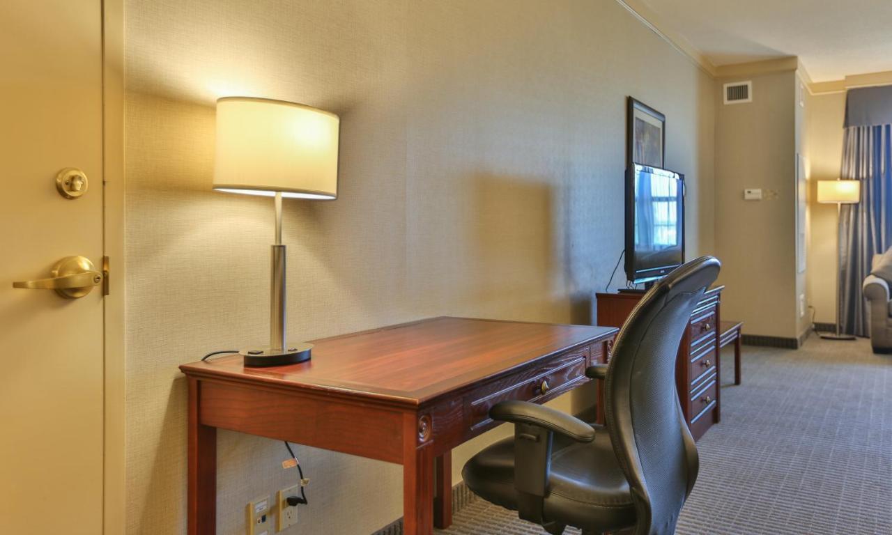 Best Western Brantford Hotel And Conference Centre Exterior foto